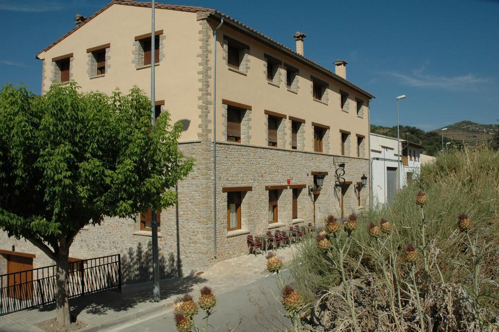 El Guerrer Hotel Todolella Bagian luar foto